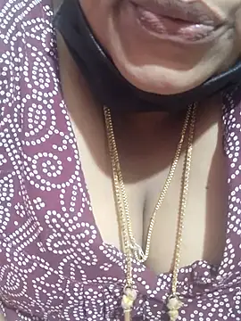Snapshot of tamilkavitha123 chatting on 06-17-26, 07:11 tamilkavitha123 online show from 06-17-26, 07:11