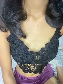 Honey be  online show from 06-18-26, 07:19