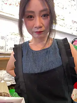 Snapshot of huihui_520 chatting on 07-25-26, 06:00 huihui 520 online show from 07-25-26, 06:00