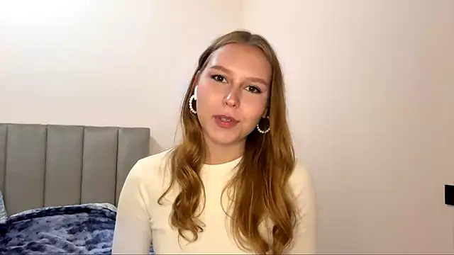 AlisaDreamy online show from 05-06-26, 02:33