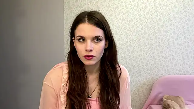 Snapshot of JeniceSourwine chatting on 06-26-26, 04:11 JeniceSourwine online show from 06-26-26, 04:11