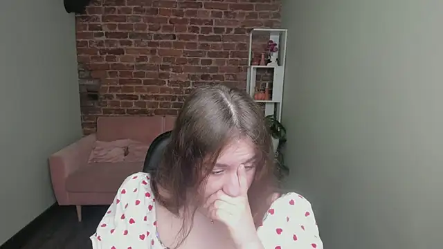 KattieCutieXx online show from 05-11-26, 06:08