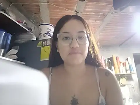 Baby Lizzie online show from 05-15-26, 02:18