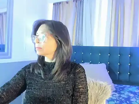 lena gray online show from 06-10-26, 01:43