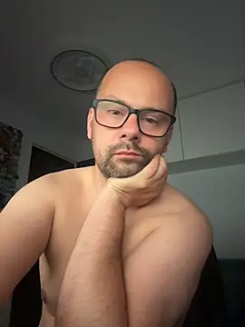 NakedAndrewHot online show from 06-26-26, 12:04