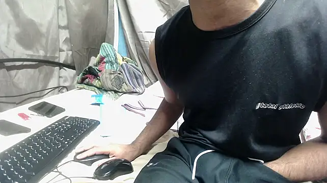 Camodick online show from 04-29-26, 04:55