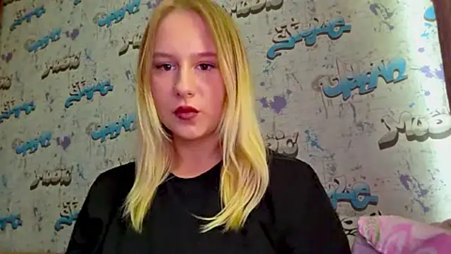 Snapshot of LidaRutten chatting on 05-12-26, 01:08 LidaRutten online show from 05-12-26, 01:08