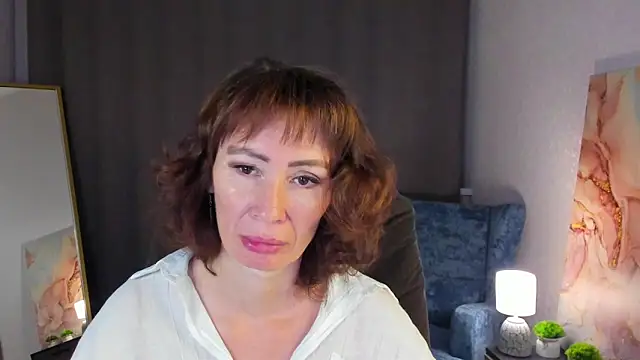 gracekellyyy online show from 06-10-26, 04:01