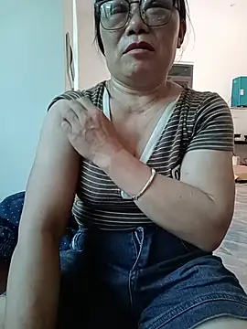 Snapshot of -Lytina- chatting on 07-14-26, 03:55 -Lytina- online show from 07-14-26, 03:55