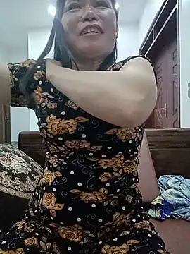 Snapshot of -Lytina- chatting on 07-31-26, 03:11 -Lytina- online show from 07-31-26, 03:11