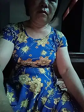Snapshot of -Lytina- chatting on 08-05-26, 11:50 -Lytina- online show from 08-05-26, 11:50