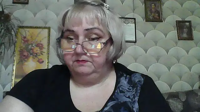 MarinaFarina53 online show from 06-01-26, 07:32