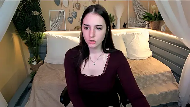 Maya Winters online show from 06-28-26, 02:23