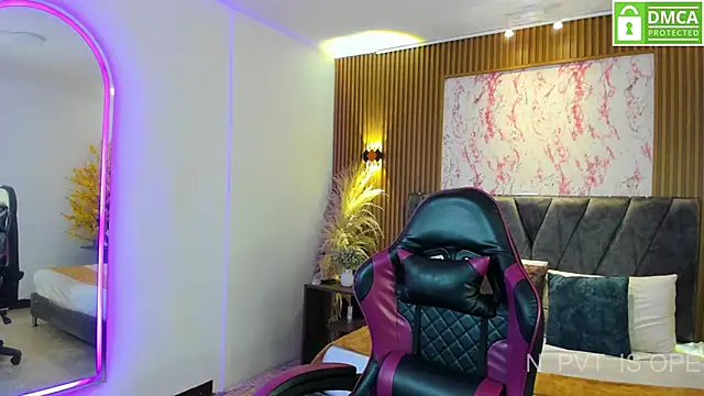 Aisha Vex online show from 06-11-26, 06:39