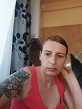 Ramonacoco online show from 06-19-26, 06:18