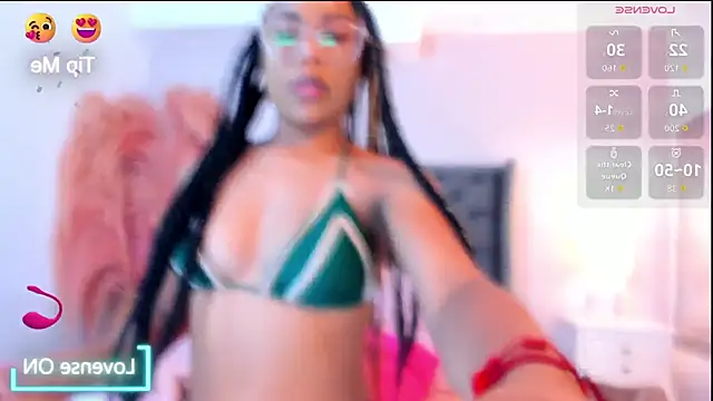 Erikaamore online show from 06-21-26, 05:04