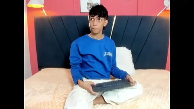 ero boy40 online show from 06-11-26, 03:59