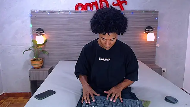 Dilan Hall online show from 06-01-26, 07:04