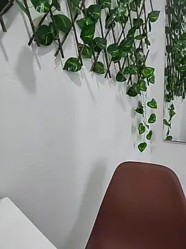 alanahot94 online show from 07-15-26, 04:12