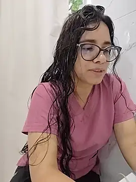 alanahot94 online show from 07-27-26, 04:36