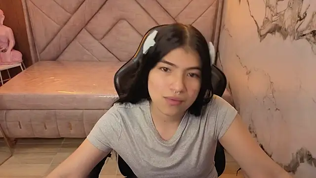 alesia v v online show from 07-18-26, 03:11