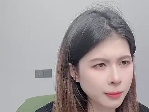 Luna8855  online show from 05-08-26, 10:09