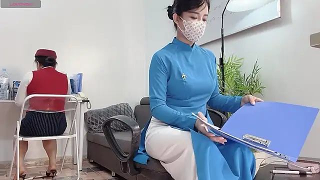 Snapshot of Mono-StewardessMysa chatting on 07-04-26, 07:03 Mono-StewardessMysa online show from 07-04-26, 07:03
