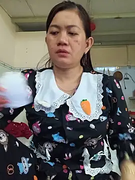 Snapshot of Forever_model chatting on 05-15-26, 03:46 Forever model online show from 05-15-26, 03:46