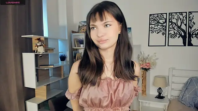 LupitaSolt online show from 06-01-26, 09:11