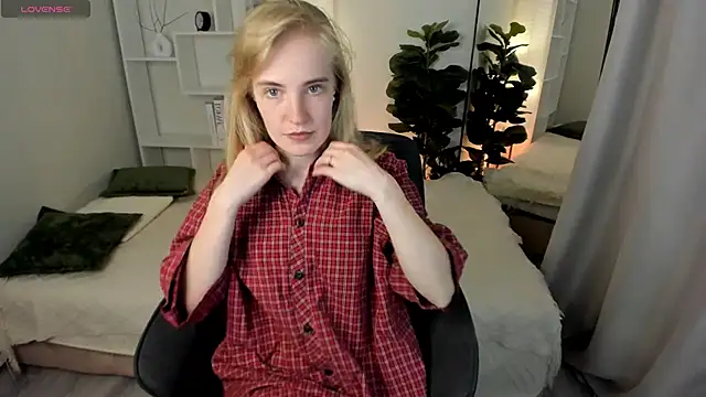 IrmaRonn online show from 05-18-26, 08:31
