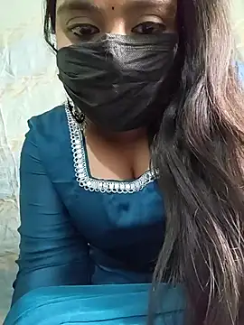 Snapshot of Sonamji10 chatting on 05-21-26, 06:31 Sonamji10 online show from 05-21-26, 06:31