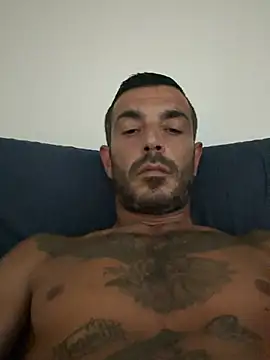 Snapshot of RicoRicoxxl chatting on 06-02-26, 11:29 RicoRicoxxl online show from 06-02-26, 11:29