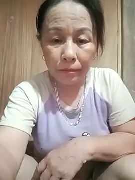 Snapshot of girl_cute69 chatting on 06-25-26, 05:34 girl cute69 online show from 06-25-26, 05:34