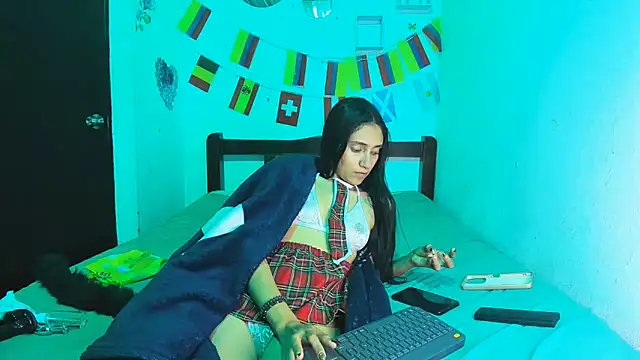 Violet glow online show from 06-27-26, 11:43