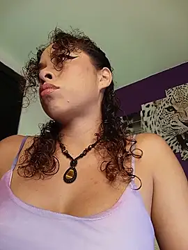 maliciasmith69 online show from 06-10-26, 05:34