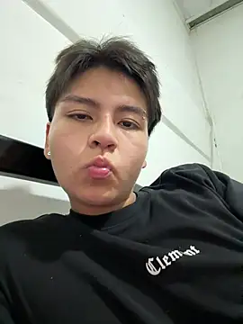  maximo 1 online show from 06-02-26, 04:03