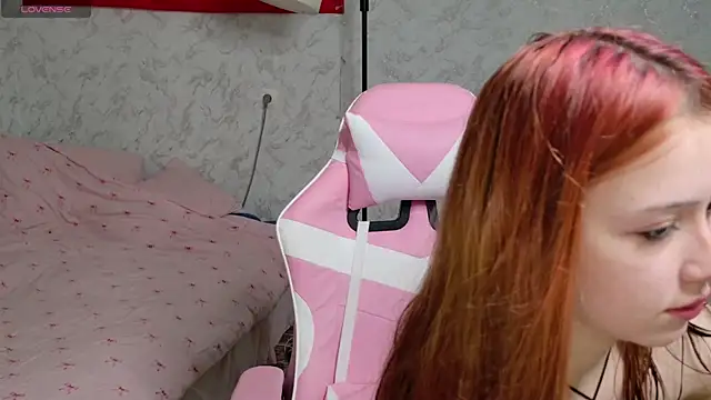Luvellia online show from 06-16-26, 05:32