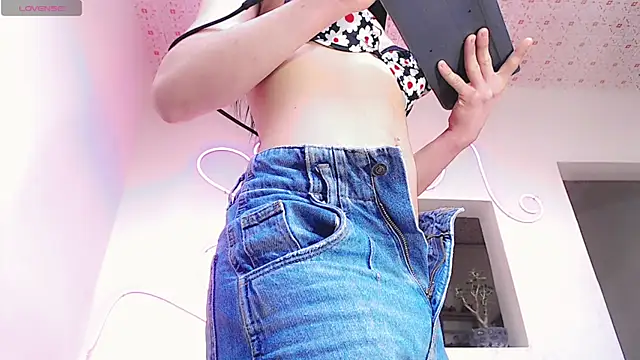 everlin 01 online show from 07-26-26, 06:59