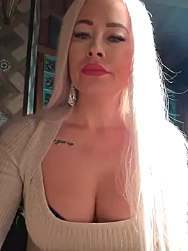 Snapshot of MILFBARBY chatting on 12-04-24, 08:23 MILFBARBY online show from 12-04-24, 08:23