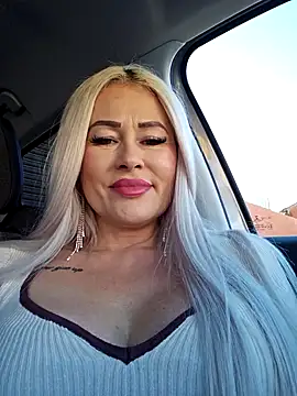 Snapshot of MILFBARBY chatting on 02-06-25, 11:21 MILFBARBY online show from 02-06-25, 11:21