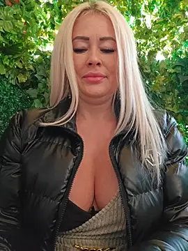 MILFBARBY online show from 11-29-25, 08:17