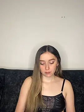 Sarisloves online show from 08-06-26, 12:56