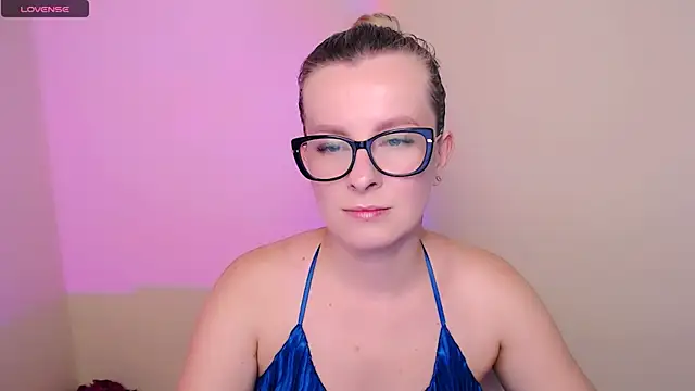 MariaTess  online show from 06-15-26, 01:35
