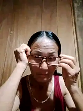 Snapshot of Magy-006 chatting on 06-25-26, 08:19 Magy-006 online show from 06-25-26, 08:19