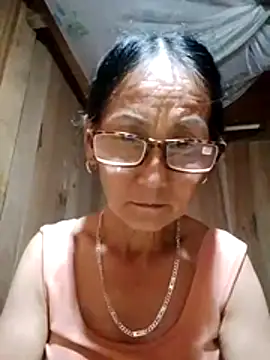 Snapshot of Magy-006 chatting on 06-27-26, 12:22 Magy-006 online show from 06-27-26, 12:22