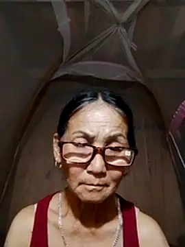 Snapshot of Magy-006 chatting on 07-10-26, 04:31 Magy-006 online show from 07-10-26, 04:31