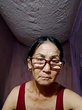 Snapshot of Magy-006 chatting on 08-08-26, 10:39 Magy-006 online show from 08-08-26, 10:39