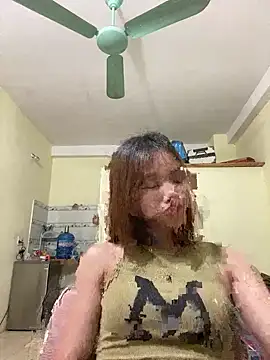 Snapshot of Vi_sexyy chatting on 05-23-26, 06:29 Vi sexyy online show from 05-23-26, 06:29