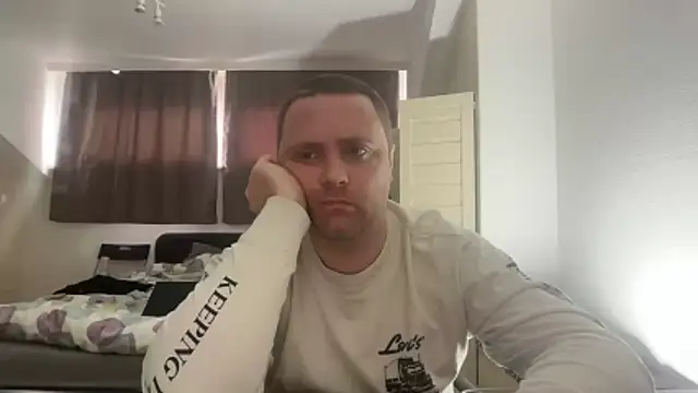 damienvandenbulte2 online show from 05-12-26, 11:51