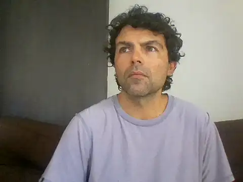 perrolobo78 online show from 05-26-26, 01:51